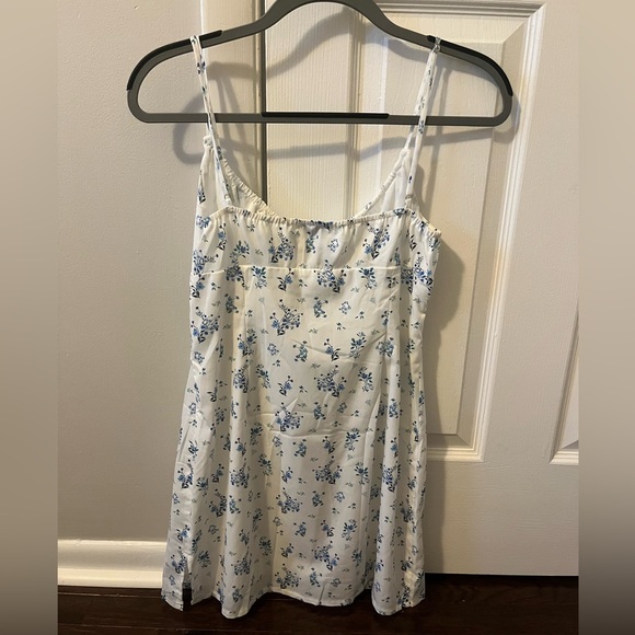 Princess Polly, Jayde mini dress blue/white, size 8 - Picture 4 of 5